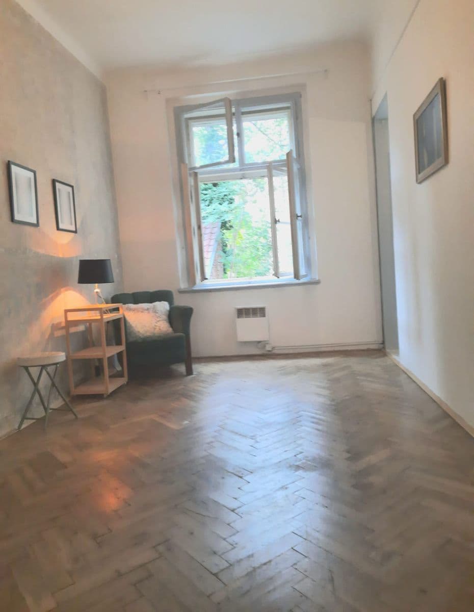 Prenájom bytu 2-izbový 65 m², Krásova, Praha, Praha Prenájom bytu 2-izbový 65 m², Krásova, Praha, Praha