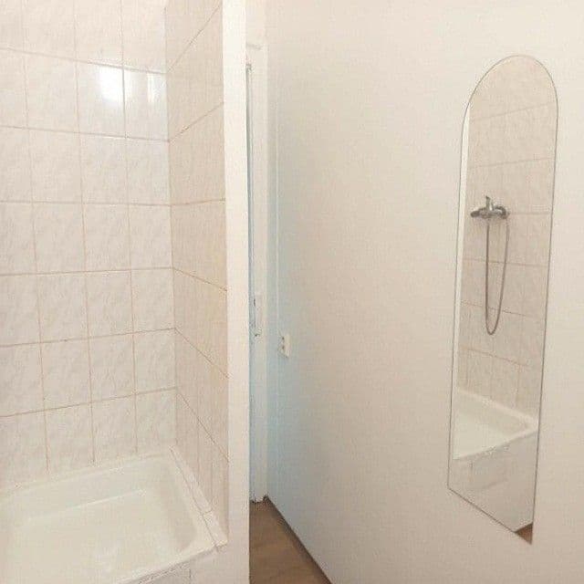 Prenájom bytu 2-izbový 47 m², Mánesova, Praha, Praha Prenájom bytu 2-izbový 47 m², Mánesova, Praha, Praha