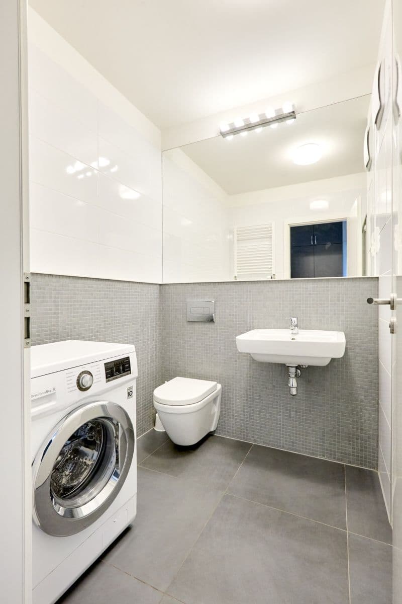 Prenájom bytu 2-izbový 41 m², Novovysočanská, Praha, Praha Prenájom bytu 2-izbový 41 m², Novovysočanská, Praha, Praha