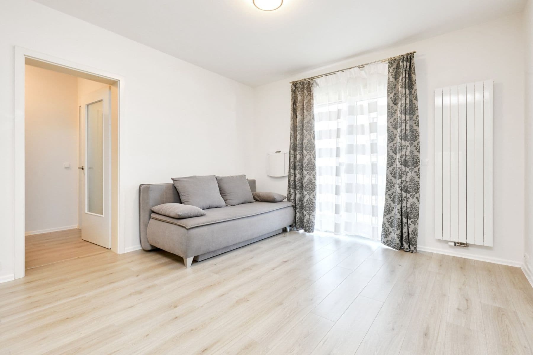 Prenájom bytu 2-izbový 41 m², Novovysočanská, Praha, Praha Prenájom bytu 2-izbový 41 m², Novovysočanská, Praha, Praha