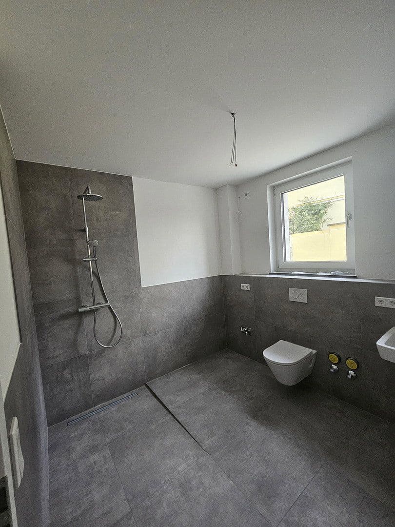 Prenájom bytu 4-izbový 93 m², Nürnberg, Bavorsko Prenájom bytu 4-izbový 93 m², Nürnberg, Bavorsko