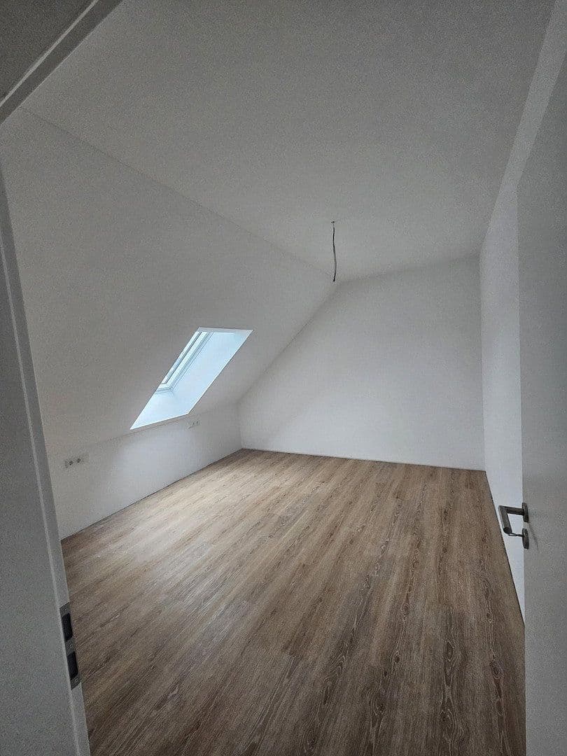 Prenájom bytu 3-izbový 70 m², Nürnberg, Bavorsko Prenájom bytu 3-izbový 70 m², Nürnberg, Bavorsko