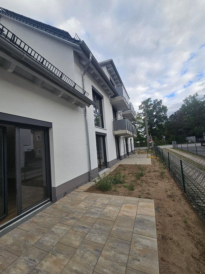 Prenájom bytu 3-izbový 81 m², Nürnberg, Bavorsko Prenájom bytu 3-izbový 81 m², Nürnberg, Bavorsko