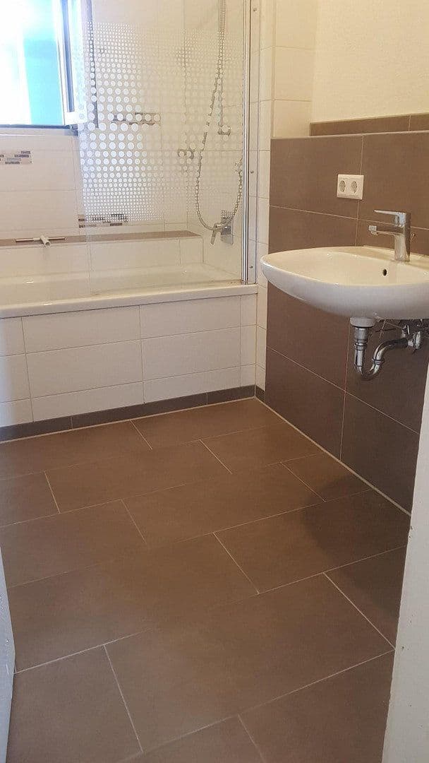 Prenájom bytu 3-izbový 113 m², Neu-Ulm, Bavorsko Prenájom bytu 3-izbový 113 m², Neu-Ulm, Bavorsko