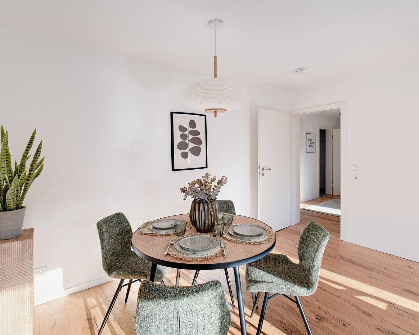 Predaj domu 126 m², pozemok 244 m², Bovenden, Dolné Sasko Predaj domu 126 m², pozemok 244 m², Bovenden, Dolné Sasko