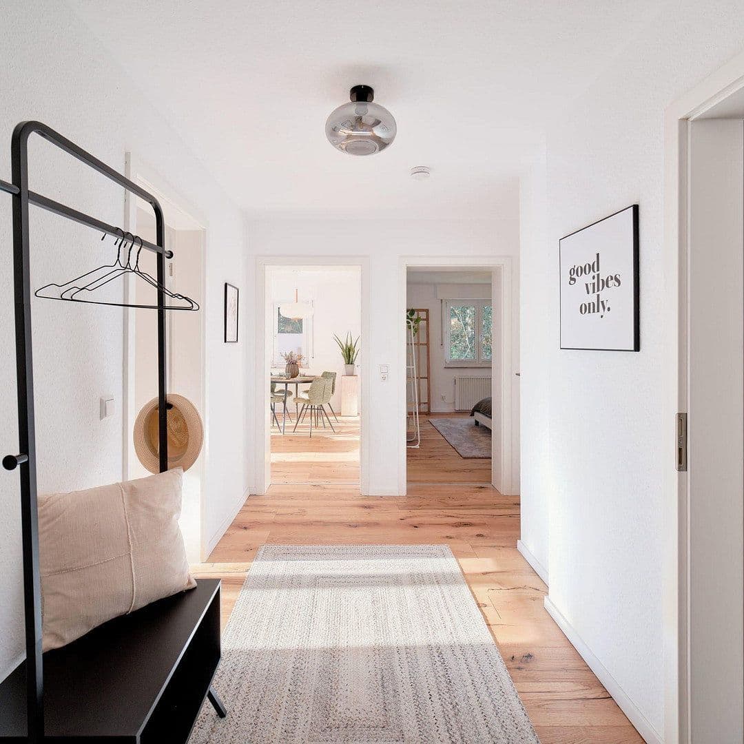Predaj domu 126 m², pozemok 244 m², Bovenden, Dolné Sasko Predaj domu 126 m², pozemok 244 m², Bovenden, Dolné Sasko