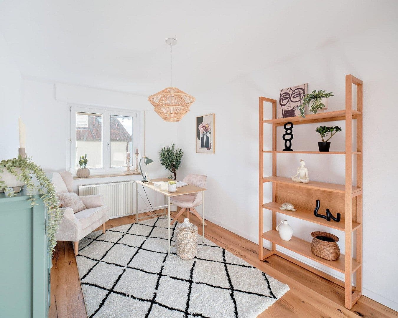 Predaj domu 126 m², pozemok 244 m², Bovenden, Dolné Sasko Predaj domu 126 m², pozemok 244 m², Bovenden, Dolné Sasko