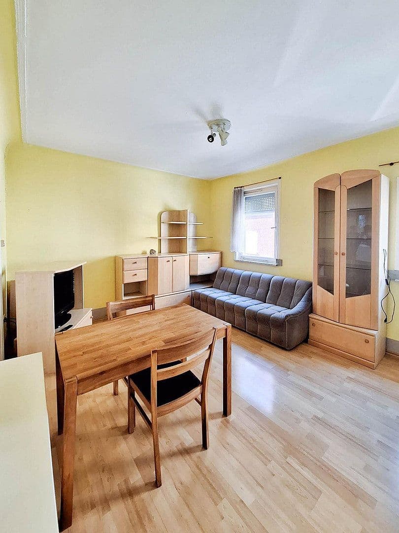 Prenájom bytu 3-izbový 61 m², Rieslingstraße 4, Esslingen am Neckar, Bádensko-Wurttembersko Prenájom bytu 3-izbový 61 m², Rieslingstraße 4, Esslingen am Neckar, Bádensko-Wurttembersko