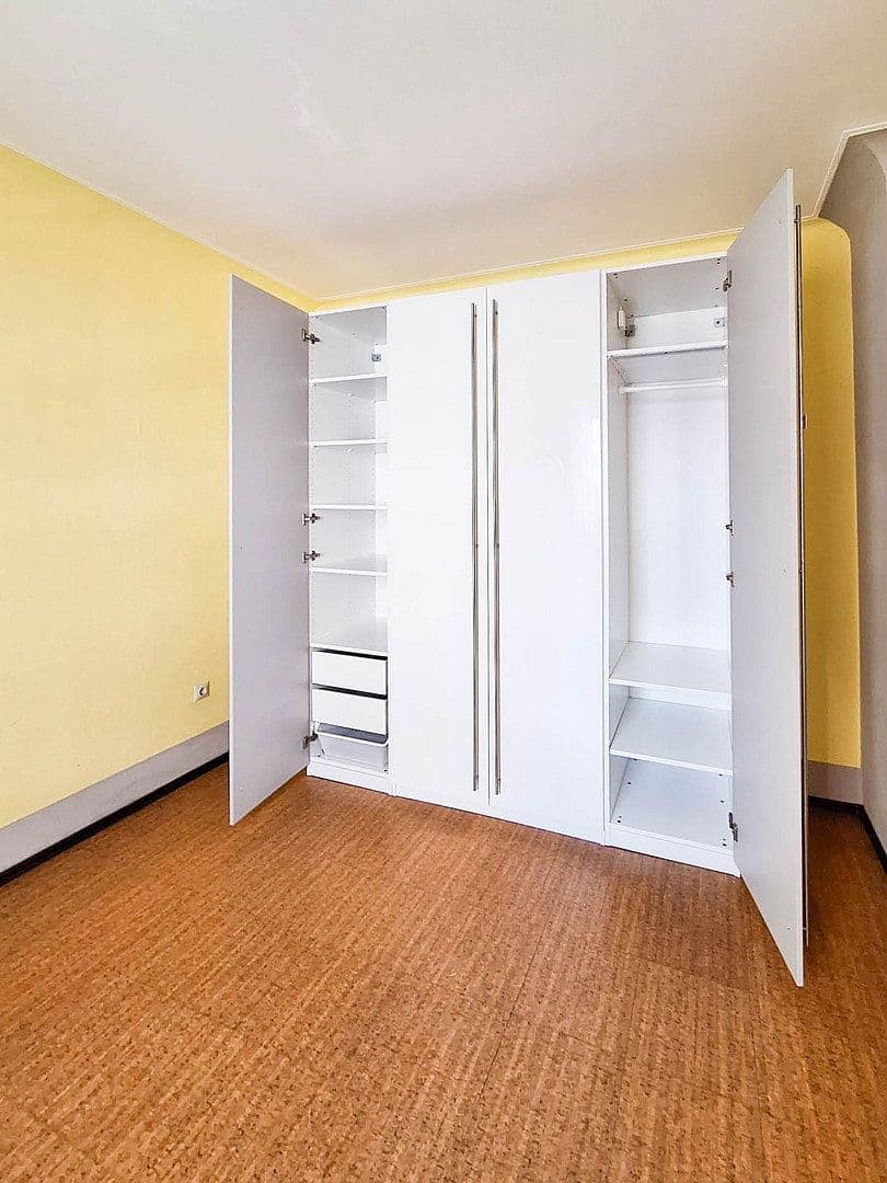 Prenájom bytu 3-izbový 61 m², Rieslingstraße 4, Esslingen am Neckar, Bádensko-Wurttembersko Prenájom bytu 3-izbový 61 m², Rieslingstraße 4, Esslingen am Neckar, Bádensko-Wurttembersko