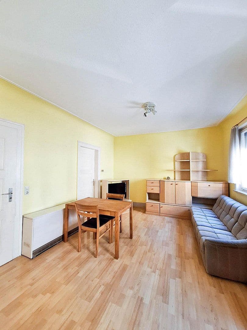 Prenájom bytu 3-izbový 61 m², Rieslingstraße 4, Esslingen am Neckar, Bádensko-Wurttembersko Prenájom bytu 3-izbový 61 m², Rieslingstraße 4, Esslingen am Neckar, Bádensko-Wurttembersko