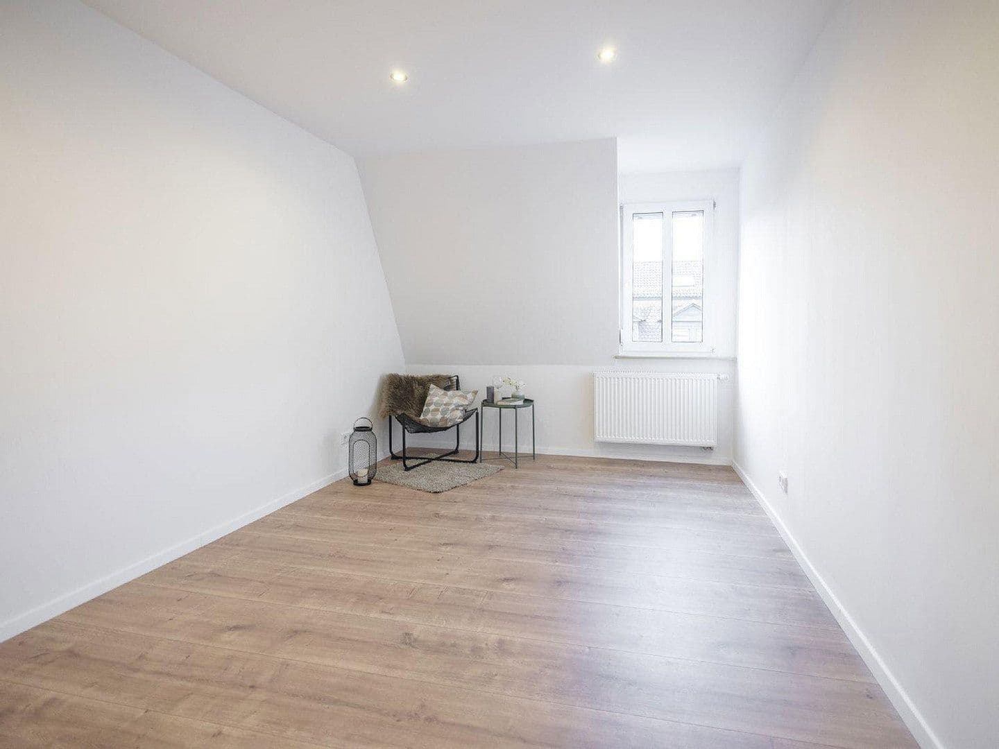 Prenájom bytu 4-izbový 104 m², Leopoldstrasse 8, Nürnberg, Bavorsko Prenájom bytu 4-izbový 104 m², Leopoldstrasse 8, Nürnberg, Bavorsko