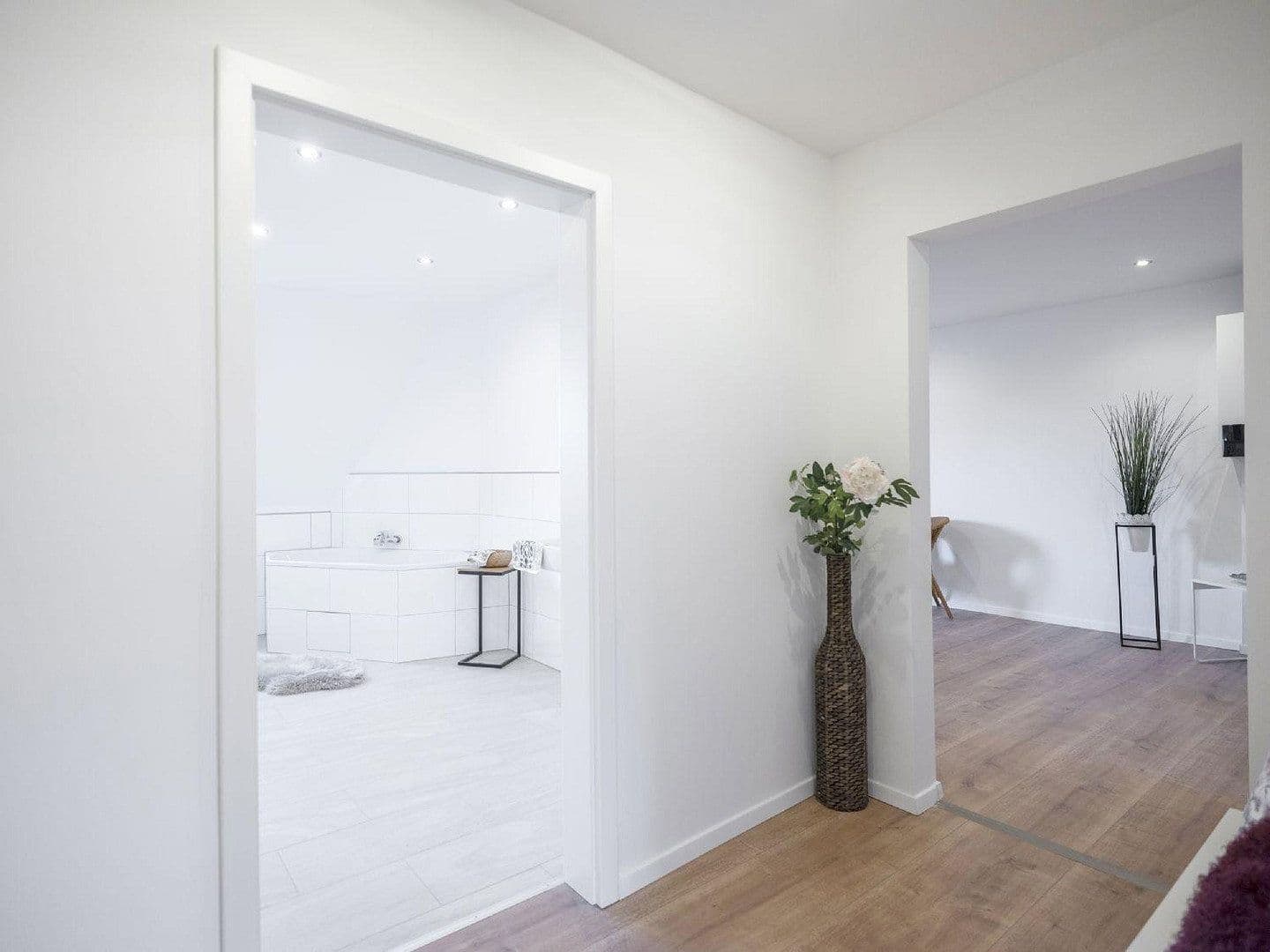 Prenájom bytu 4-izbový 104 m², Leopoldstrasse 8, Nürnberg, Bavorsko Prenájom bytu 4-izbový 104 m², Leopoldstrasse 8, Nürnberg, Bavorsko