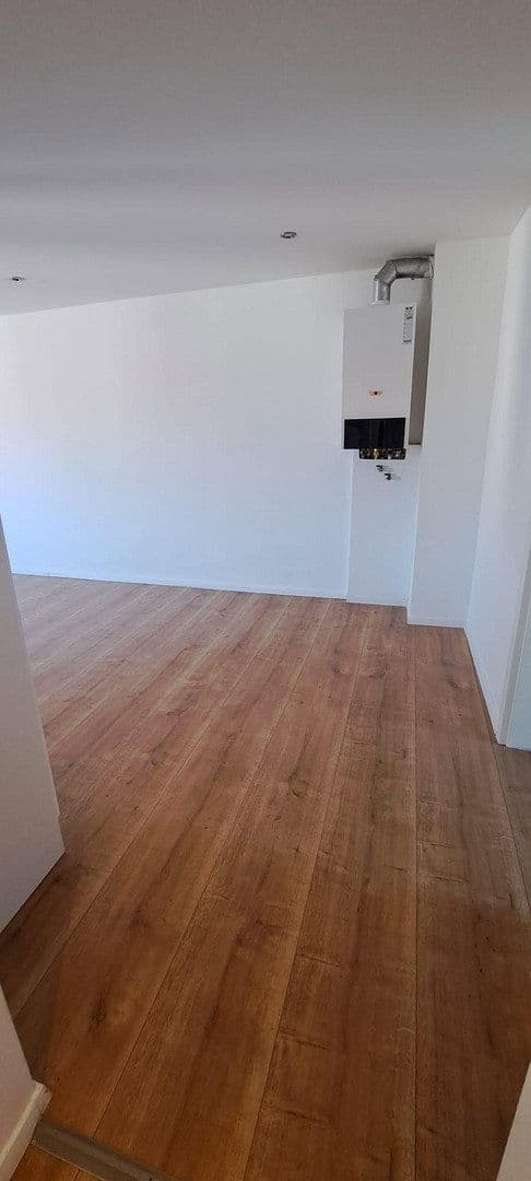 Prenájom bytu 4-izbový 104 m², Leopoldstrasse 8, Nürnberg, Bavorsko Prenájom bytu 4-izbový 104 m², Leopoldstrasse 8, Nürnberg, Bavorsko