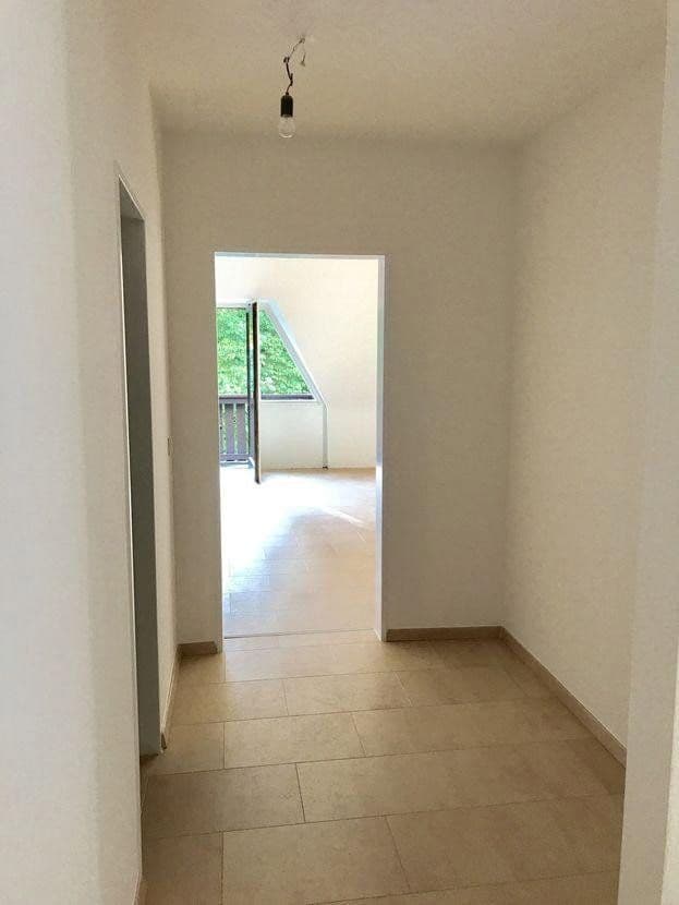 Prenájom bytu 2-izbový 72 m², München, Bavorsko Prenájom bytu 2-izbový 72 m², München, Bavorsko
