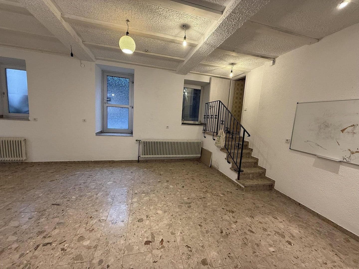 Prenájom kancelárie 85 m², Untere Vorstadt 26, Tuttlingen, Bádensko-Wurttembersko Prenájom kancelárie 85 m², Untere Vorstadt 26, Tuttlingen, Bádensko-Wurttembersko