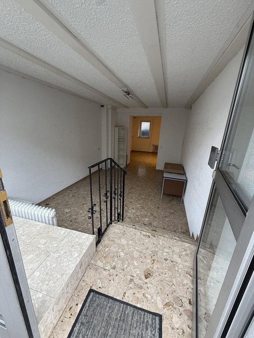 Prenájom kancelárie 85 m², Untere Vorstadt 26, Tuttlingen, Bádensko-Wurttembersko Prenájom kancelárie 85 m², Untere Vorstadt 26, Tuttlingen, Bádensko-Wurttembersko