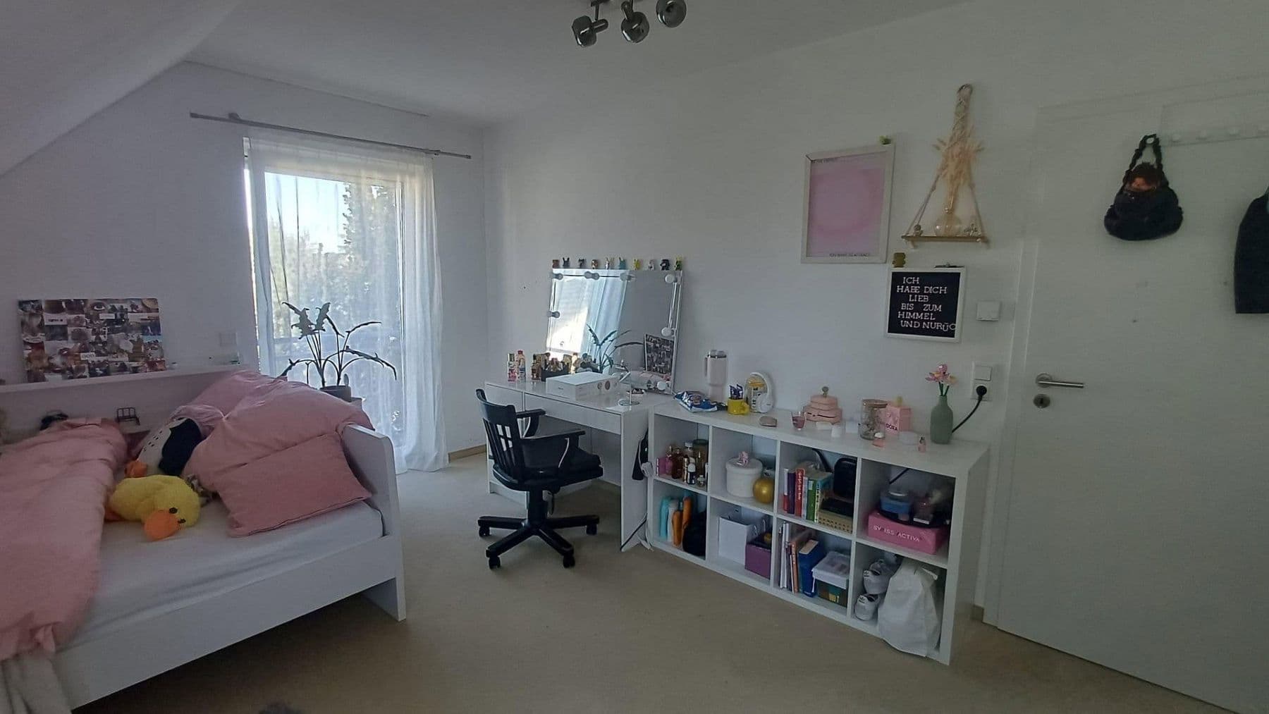 Predaj domu 125 m², pozemok 606 m², Oberschweinbach, Bavorsko Predaj domu 125 m², pozemok 606 m², Oberschweinbach, Bavorsko