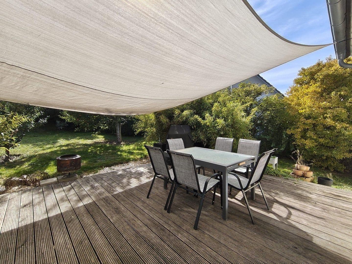 Predaj domu 125 m², pozemok 606 m², Oberschweinbach, Bavorsko Predaj domu 125 m², pozemok 606 m², Oberschweinbach, Bavorsko