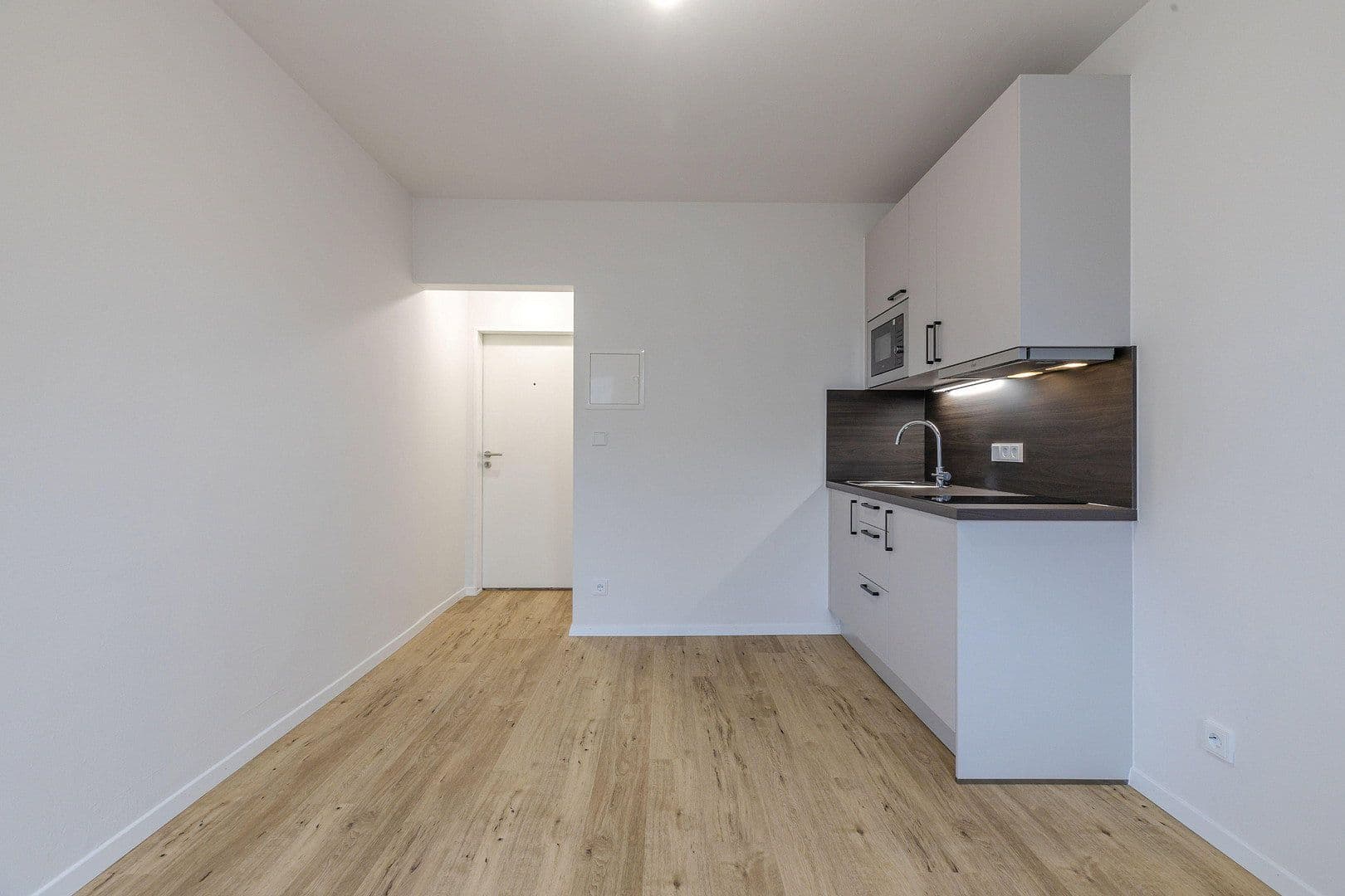 Prenájom bytu 1-izbový 18 m², Sachranger Str. 5, München, Bavorsko Prenájom bytu 1-izbový 18 m², Sachranger Str. 5, München, Bavorsko