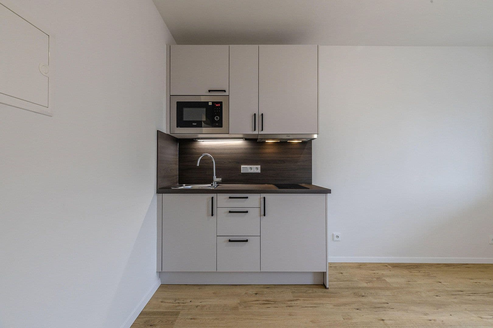 Prenájom bytu 1-izbový 18 m², Sachranger Str. 5, München, Bavorsko Prenájom bytu 1-izbový 18 m², Sachranger Str. 5, München, Bavorsko