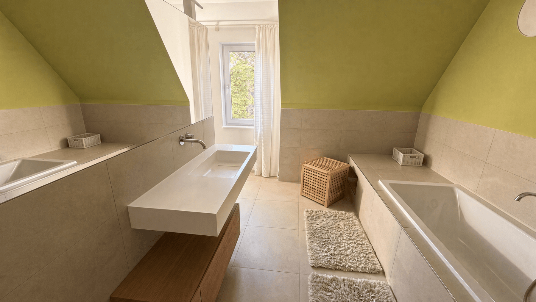 Predaj bytu 3-izbový 170 m², Berlin, Berlín Predaj bytu 3-izbový 170 m², Berlin, Berlín