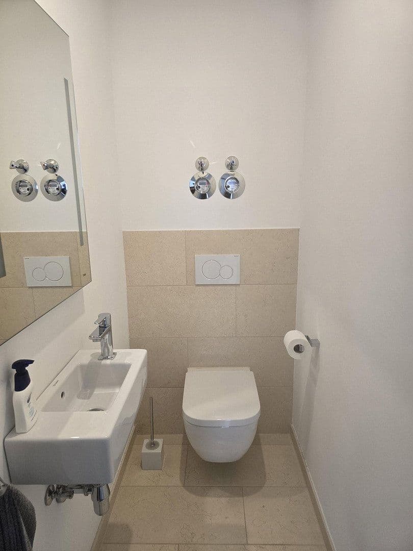 Predaj bytu 4-izbový 126 m², Eggenstein-Leopoldshafen, Bádensko-Wurttembersko Predaj bytu 4-izbový 126 m², Eggenstein-Leopoldshafen, Bádensko-Wurttembersko