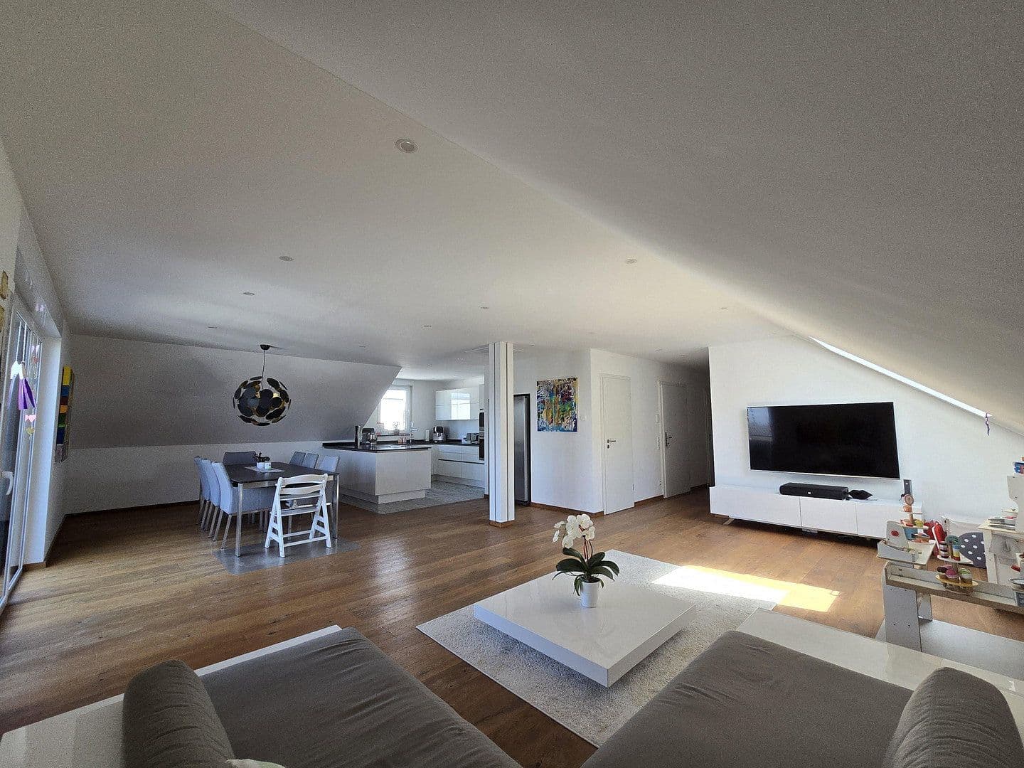 Predaj bytu 4-izbový 126 m², Eggenstein-Leopoldshafen, Bádensko-Wurttembersko Predaj bytu 4-izbový 126 m², Eggenstein-Leopoldshafen, Bádensko-Wurttembersko