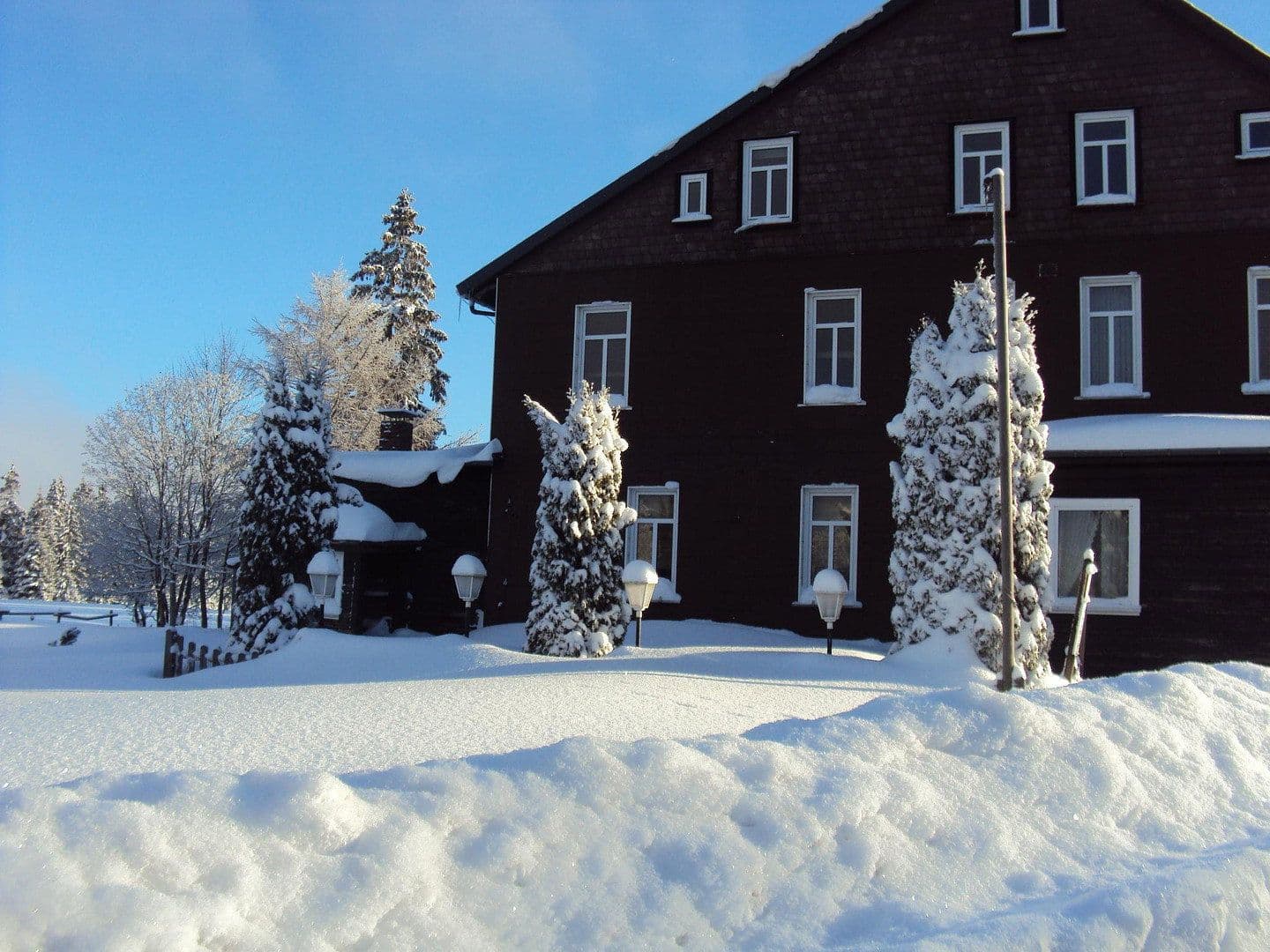 Predaj nebytového priestoru 1.650 m², Braunlage, Dolné Sasko Predaj nebytového priestoru 1.650 m², Braunlage, Dolné Sasko