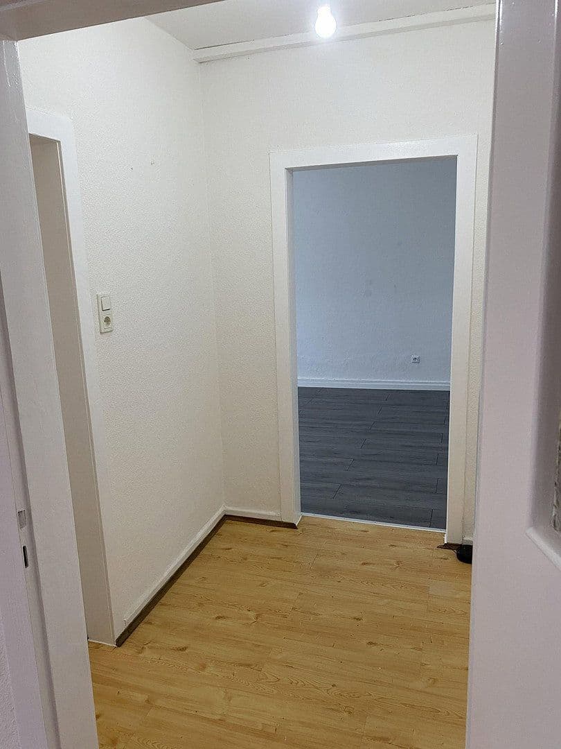 Prenájom bytu 1-izbový 38 m², Duissernstraße 83, Duisburg, Severné Porýnie - Westfálsko Prenájom bytu 1-izbový 38 m², Duissernstraße 83, Duisburg, Severné Porýnie - Westfálsko