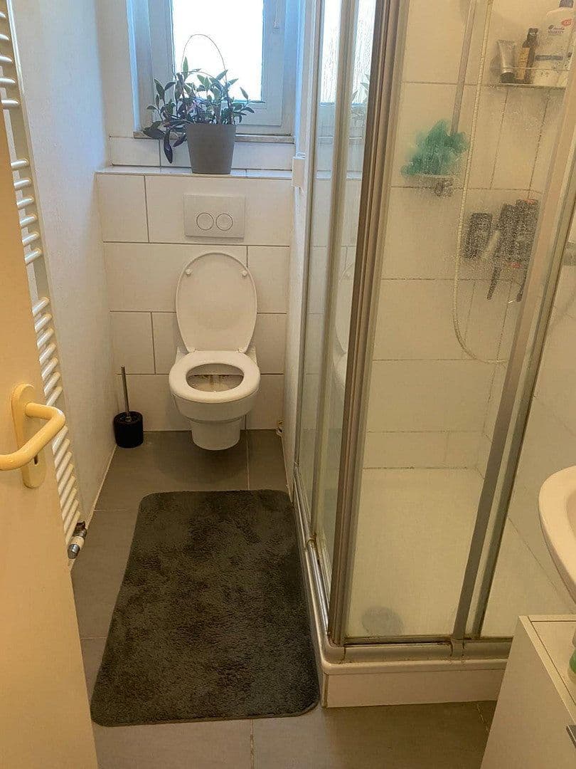 Prenájom bytu 1-izbový 38 m², Duissernstraße 83, Duisburg, Severné Porýnie - Westfálsko Prenájom bytu 1-izbový 38 m², Duissernstraße 83, Duisburg, Severné Porýnie - Westfálsko