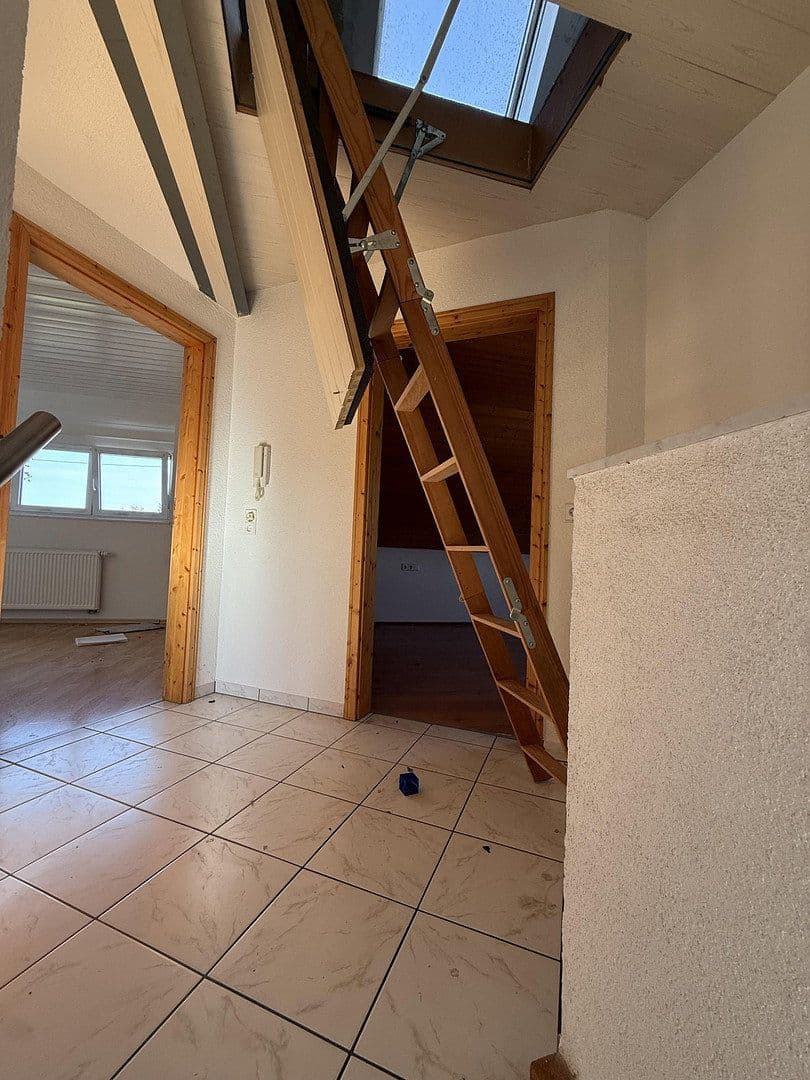 Predaj domu 110 m², pozemok 580 m², Danzinerstraße 8, Heitersheim, Bádensko-Wurttembersko Predaj domu 110 m², pozemok 580 m², Danzinerstraße 8, Heitersheim, Bádensko-Wurttembersko