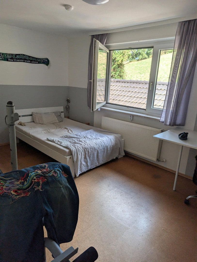 Predaj domu 185 m², pozemok 500 m², Bärsbacher Weg 19, Weinheim, Bádensko-Wurttembersko Predaj domu 185 m², pozemok 500 m², Bärsbacher Weg 19, Weinheim, Bádensko-Wurttembersko