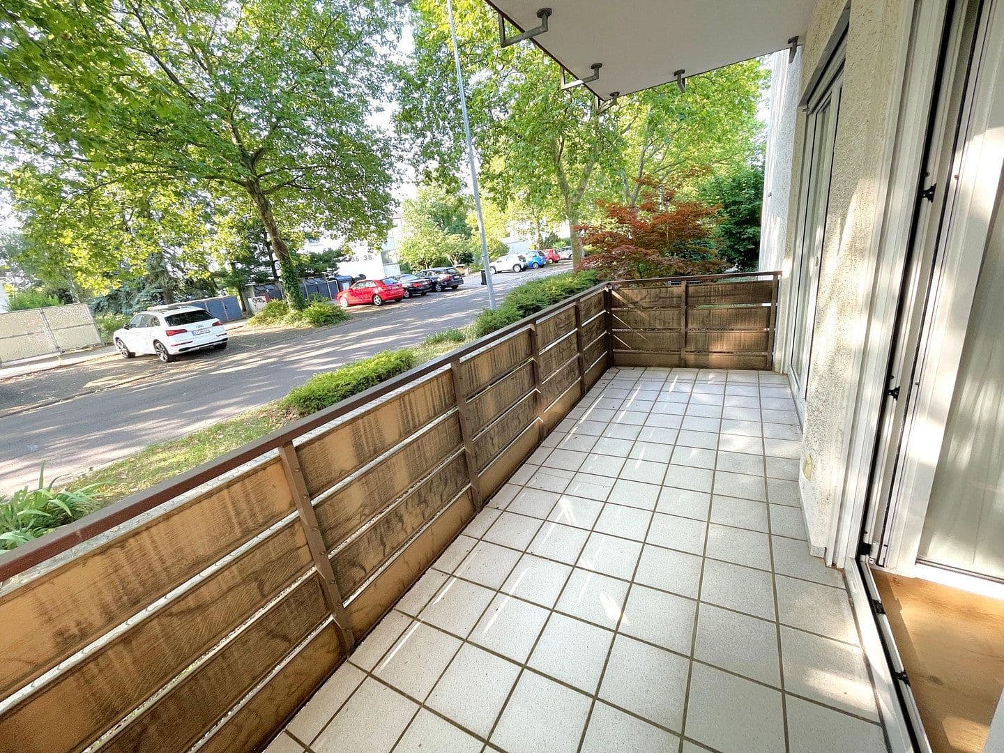 Prenájom bytu 3-izbový 73 m², Karlsruhe, Bádensko-Wurttembersko Prenájom bytu 3-izbový 73 m², Karlsruhe, Bádensko-Wurttembersko