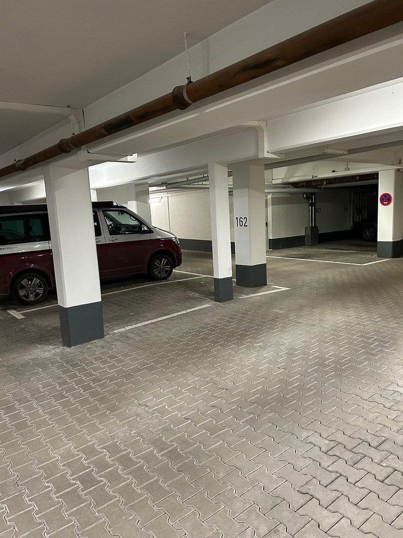 Prenájom garáže, Tuerkenstraße 28, München, Bavorsko Prenájom garáže, Tuerkenstraße 28, München, Bavorsko