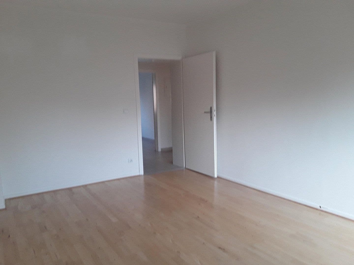 Prenájom bytu 2-izbový 57 m², Grabenstr. 115, Duisburg, Severné Porýnie - Westfálsko Prenájom bytu 2-izbový 57 m², Grabenstr. 115, Duisburg, Severné Porýnie - Westfálsko
