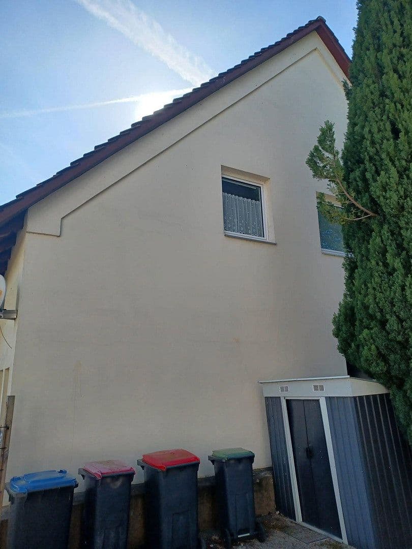 Predaj domu 350 m², pozemok 1.319 m², Hannoversche Straße 19, Bad Münder am Deister, Dolné Sasko Predaj domu 350 m², pozemok 1.319 m², Hannoversche Straße 19, Bad Münder am Deister, Dolné Sasko