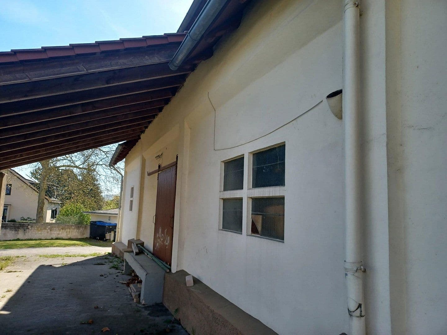 Predaj domu 350 m², pozemok 1.319 m², Hannoversche Straße 19, Bad Münder am Deister, Dolné Sasko Predaj domu 350 m², pozemok 1.319 m², Hannoversche Straße 19, Bad Münder am Deister, Dolné Sasko