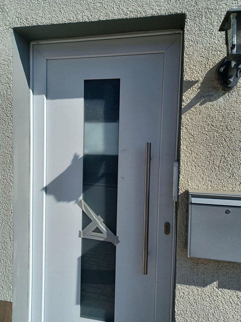 Predaj domu 350 m², pozemok 1.319 m², Hannoversche Straße 19, Bad Münder am Deister, Dolné Sasko Predaj domu 350 m², pozemok 1.319 m², Hannoversche Straße 19, Bad Münder am Deister, Dolné Sasko