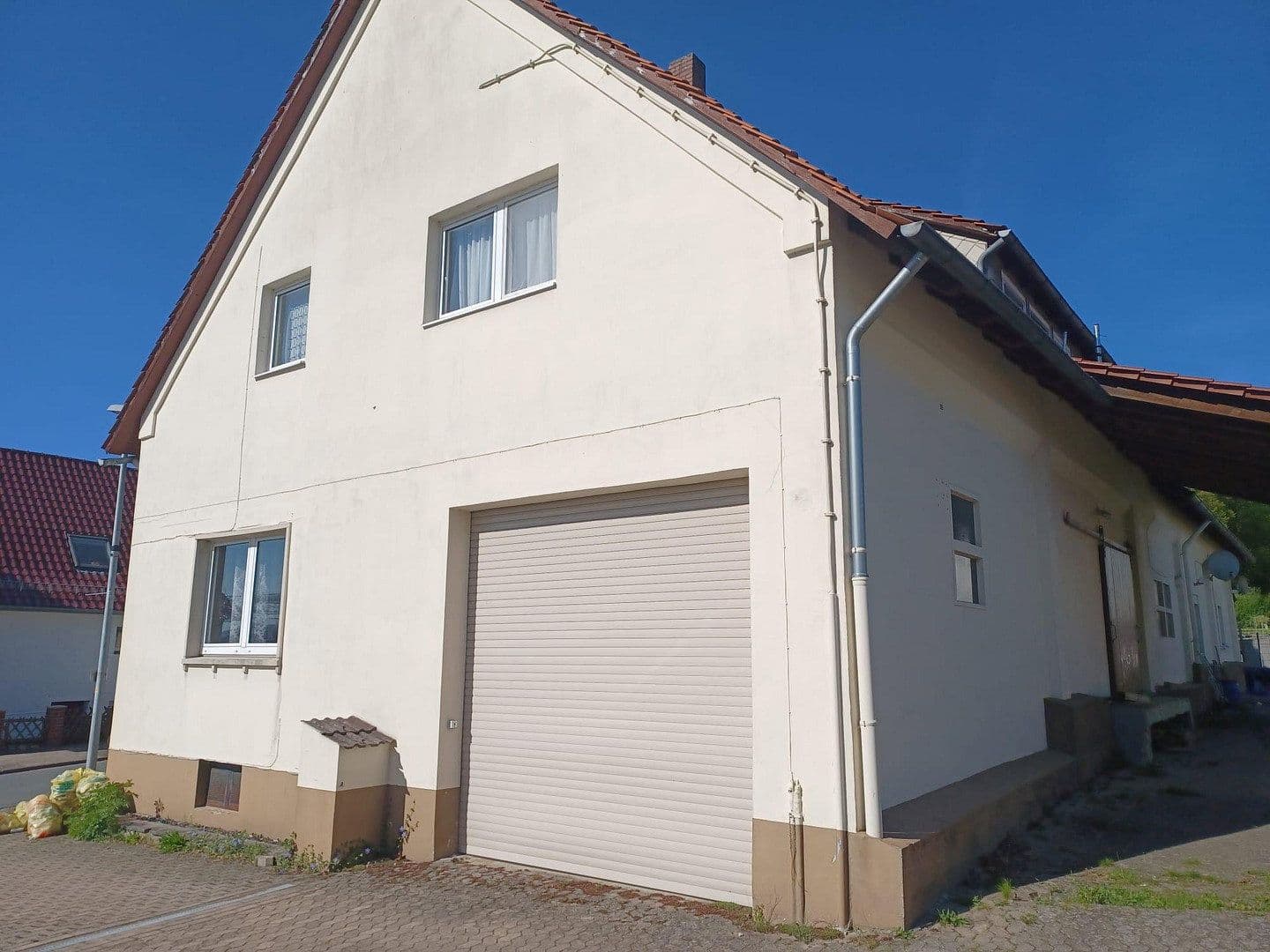 Predaj domu 350 m², pozemok 1.319 m², Hannoversche Straße 19, Bad Münder am Deister, Dolné Sasko Predaj domu 350 m², pozemok 1.319 m², Hannoversche Straße 19, Bad Münder am Deister, Dolné Sasko