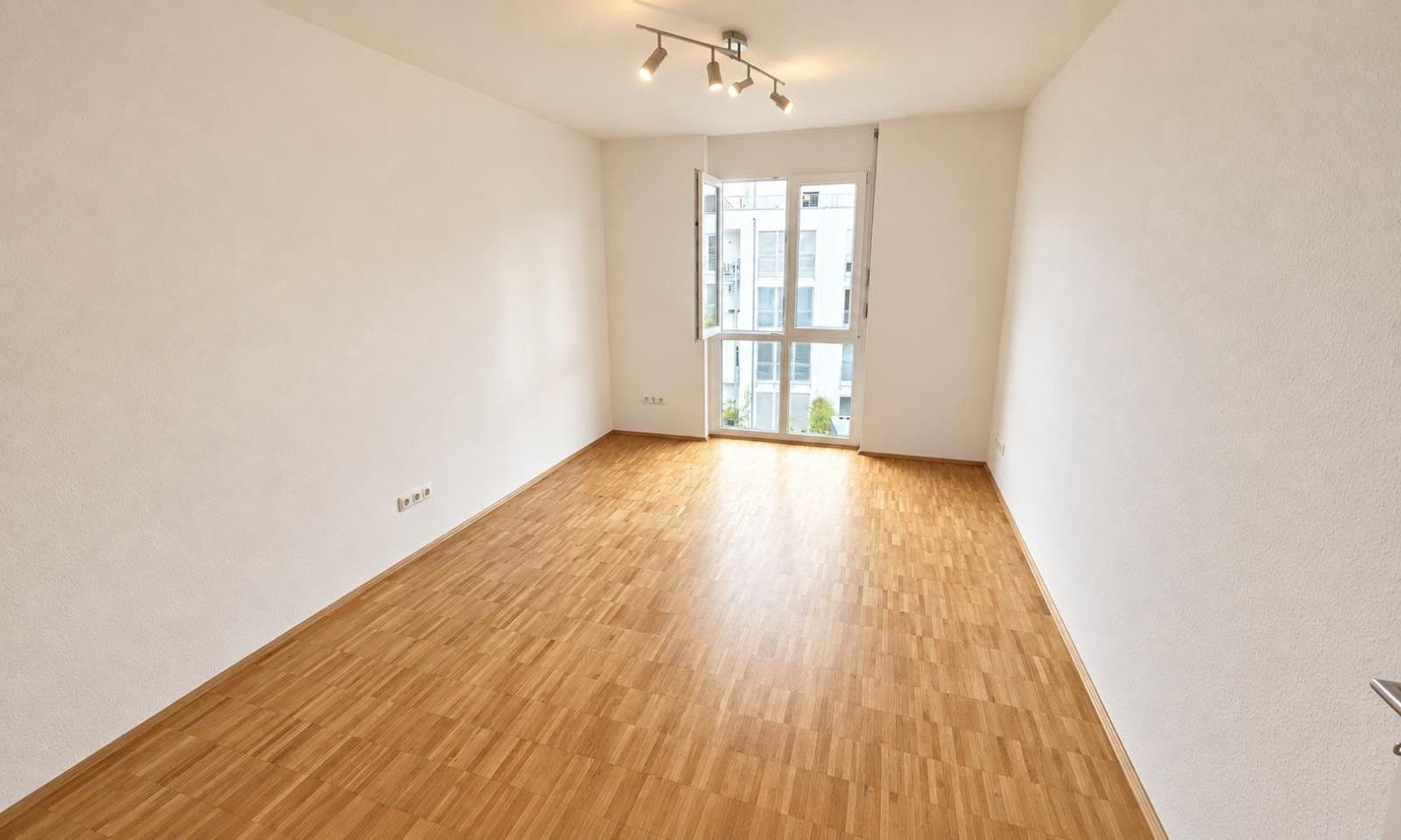 Predaj bytu 4-izbový 125 m², Dr.-Heinrich-Wunderlich-Straße 4, Würzburg-Lengfeld, Bavorsko Predaj bytu 4-izbový 125 m², Dr.-Heinrich-Wunderlich-Straße 4, Würzburg-Lengfeld, Bavorsko