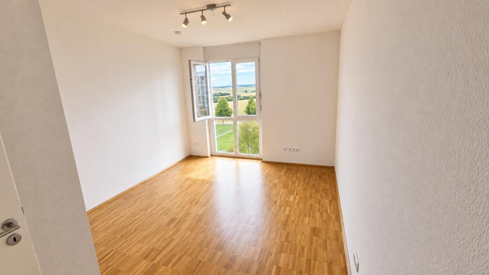 Predaj bytu 4-izbový 125 m², Dr.-Heinrich-Wunderlich-Straße 4, Würzburg-Lengfeld, Bavorsko Predaj bytu 4-izbový 125 m², Dr.-Heinrich-Wunderlich-Straße 4, Würzburg-Lengfeld, Bavorsko