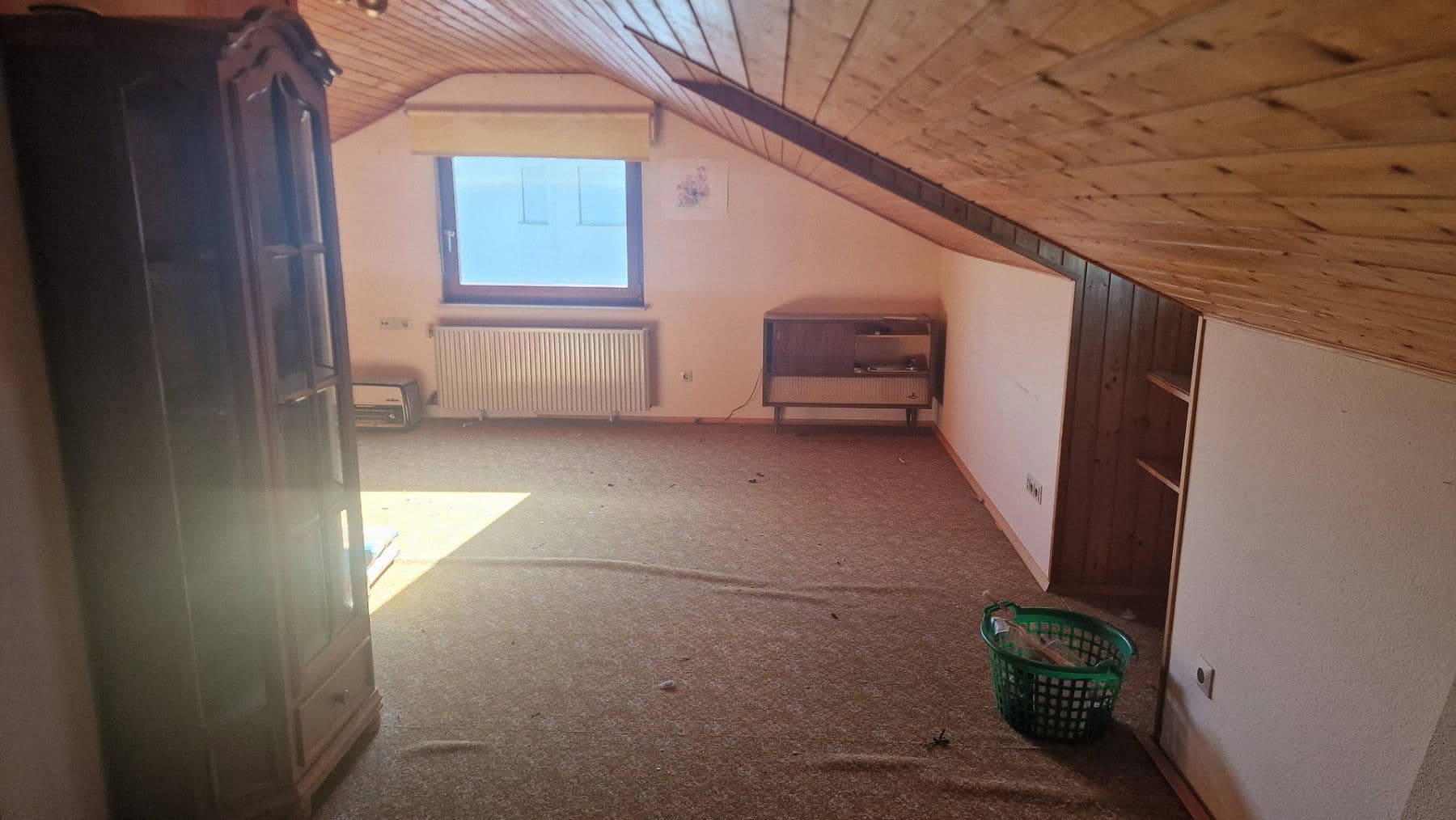 Predaj domu 240 m², pozemok 4.480 m², St. Laurentiusweg 20, Oberderdingen, Bádensko-Wurttembersko Predaj domu 240 m², pozemok 4.480 m², St. Laurentiusweg 20, Oberderdingen, Bádensko-Wurttembersko