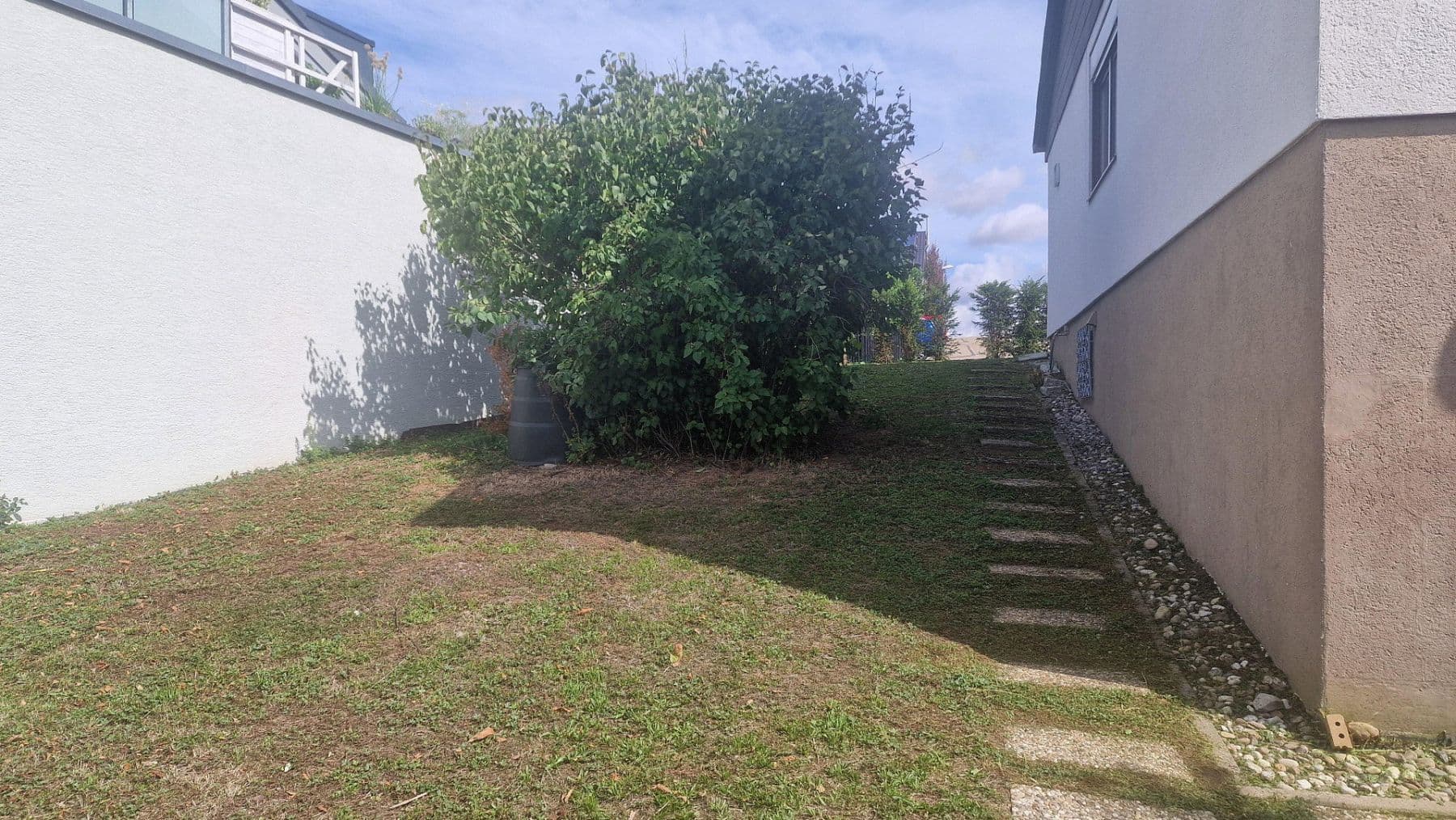 Predaj domu 240 m², pozemok 4.480 m², St. Laurentiusweg 20, Oberderdingen, Bádensko-Wurttembersko Predaj domu 240 m², pozemok 4.480 m², St. Laurentiusweg 20, Oberderdingen, Bádensko-Wurttembersko