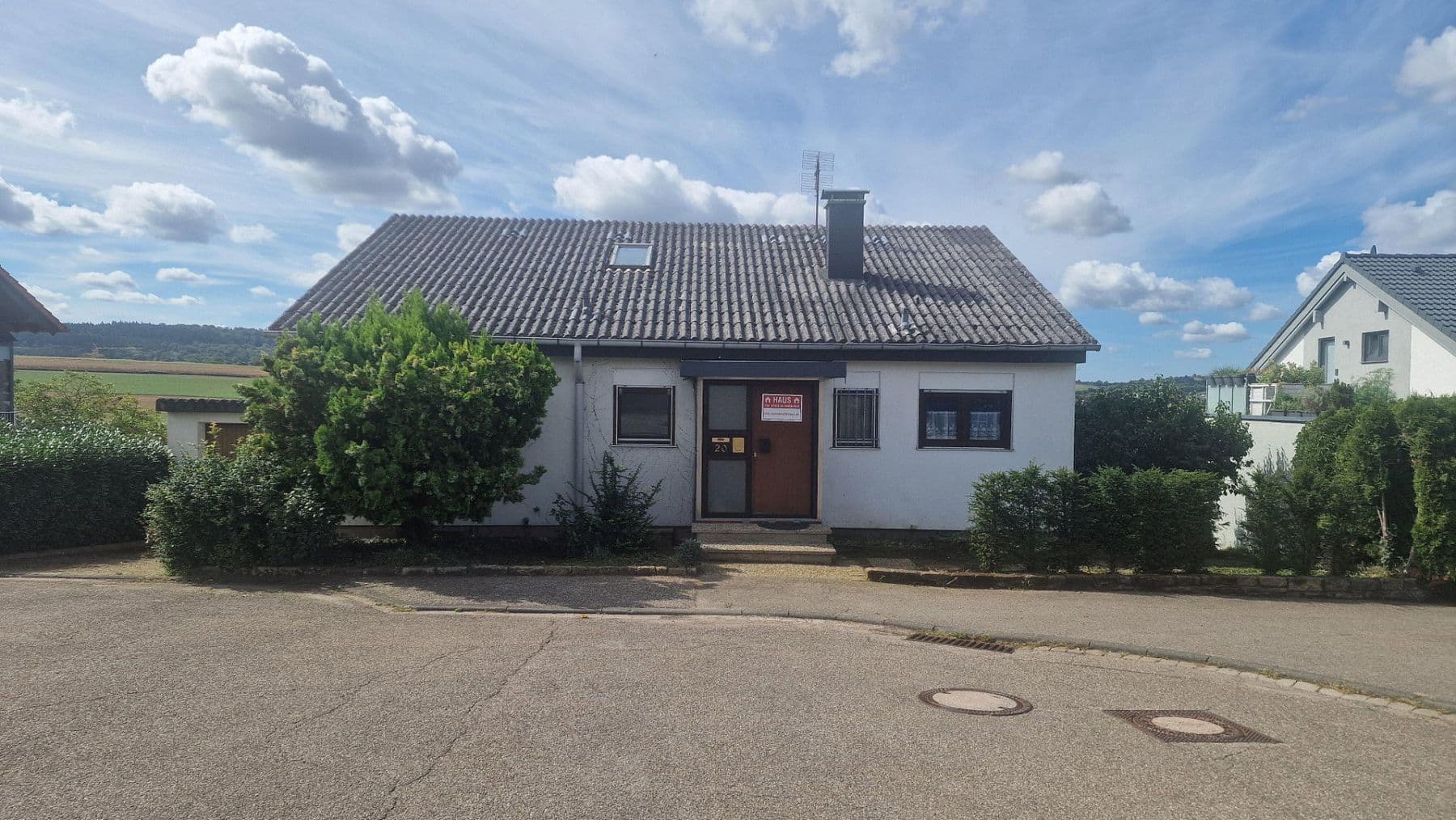Predaj domu 240 m², pozemok 4.480 m², St. Laurentiusweg 20, Oberderdingen, Bádensko-Wurttembersko Predaj domu 240 m², pozemok 4.480 m², St. Laurentiusweg 20, Oberderdingen, Bádensko-Wurttembersko