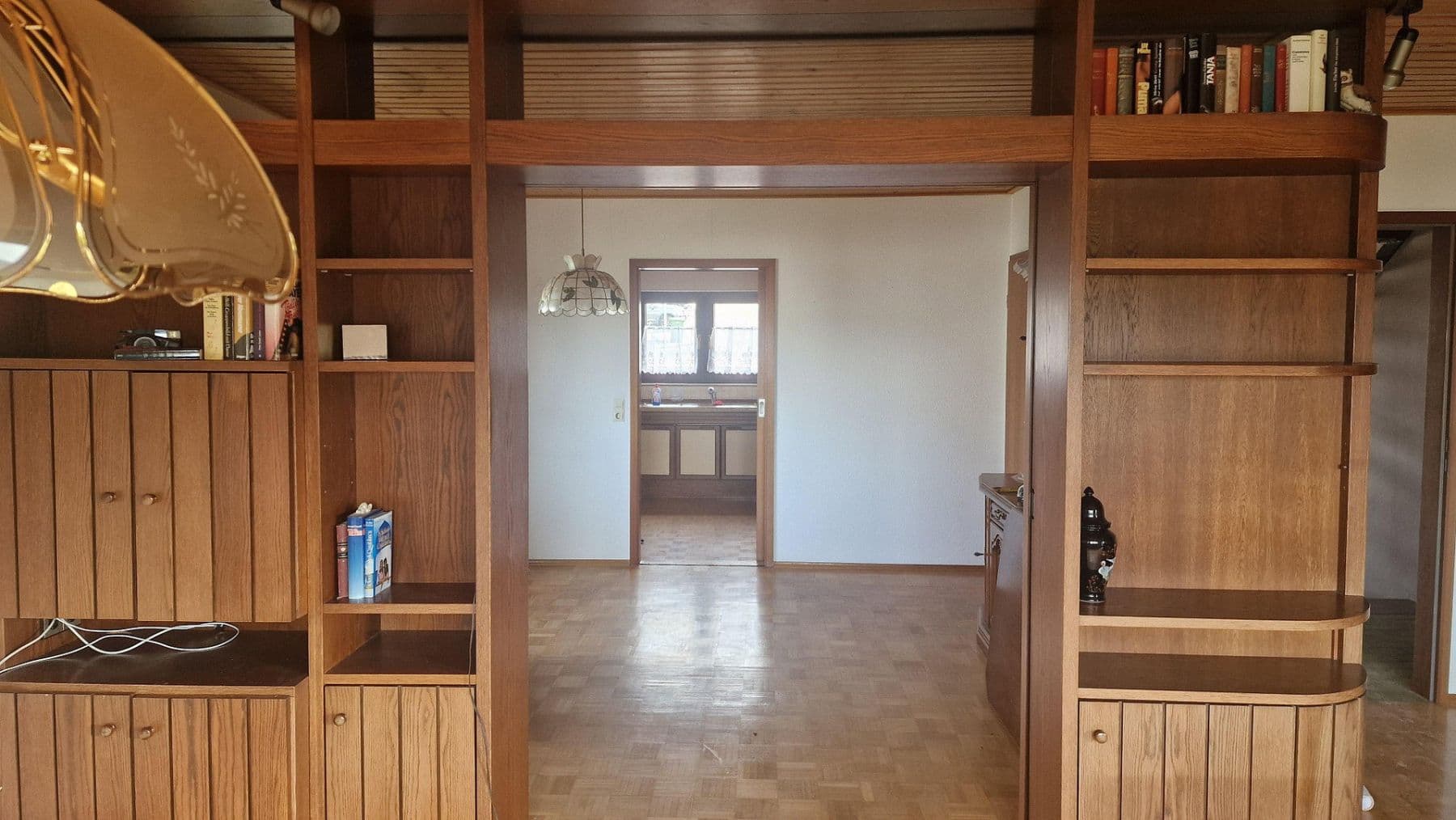 Predaj domu 240 m², pozemok 4.480 m², St. Laurentiusweg 20, Oberderdingen, Bádensko-Wurttembersko Predaj domu 240 m², pozemok 4.480 m², St. Laurentiusweg 20, Oberderdingen, Bádensko-Wurttembersko