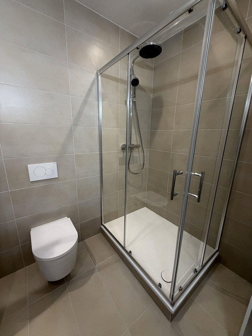 Predaj bytu 3-izbový 96 m², Berlin, Berlín Predaj bytu 3-izbový 96 m², Berlin, Berlín