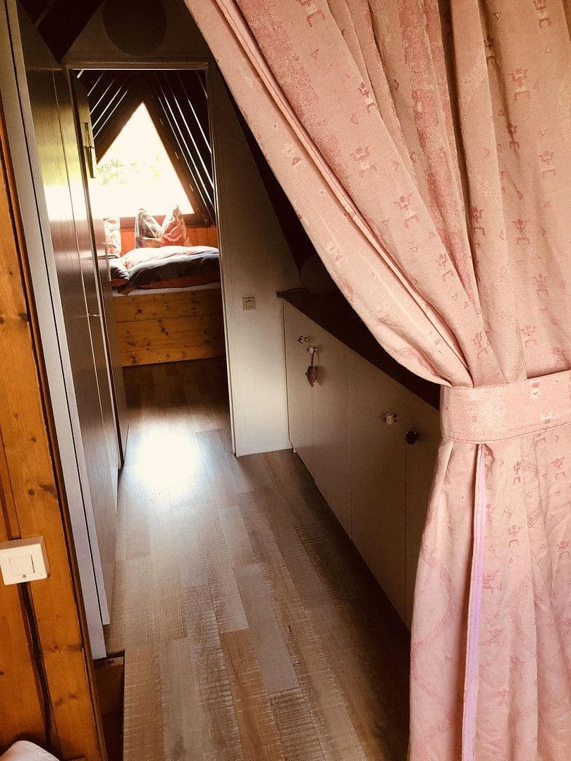 Predaj domu 65 m², pozemok 385 m², Feriendorf 202, Blankenheim, Severné Porýnie - Westfálsko Predaj domu 65 m², pozemok 385 m², Feriendorf 202, Blankenheim, Severné Porýnie - Westfálsko