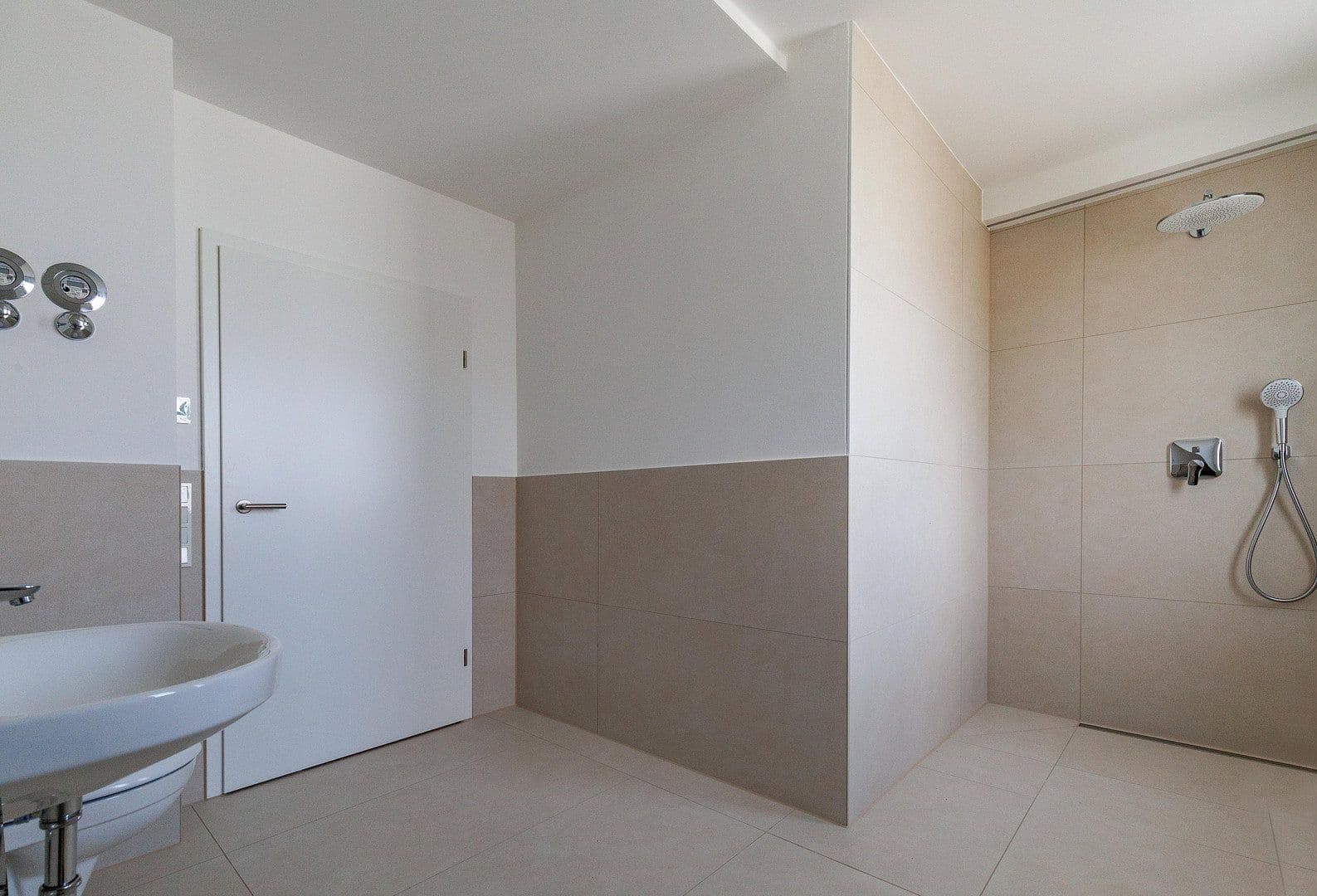 Predaj bytu 4-izbový 97 m², Augsburg, Bavorsko Predaj bytu 4-izbový 97 m², Augsburg, Bavorsko