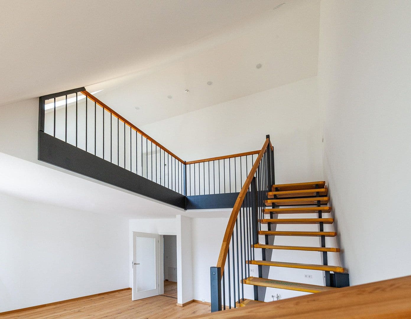 Predaj bytu 4-izbový 97 m², Augsburg, Bavorsko Predaj bytu 4-izbový 97 m², Augsburg, Bavorsko