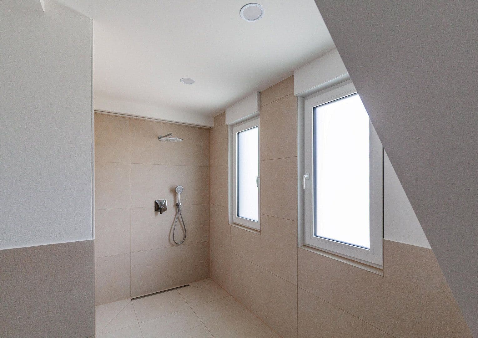 Predaj bytu 4-izbový 97 m², Augsburg, Bavorsko Predaj bytu 4-izbový 97 m², Augsburg, Bavorsko